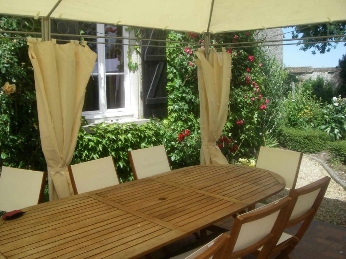 La Ferme Le Merger Bed & Breakfast La Ferte-Gaucher Exterior photo