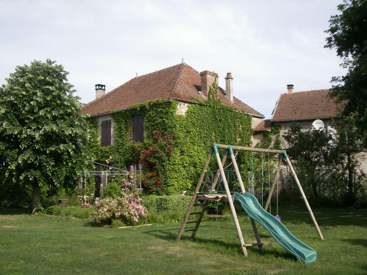 La Ferme Le Merger Bed & Breakfast La Ferte-Gaucher Exterior photo